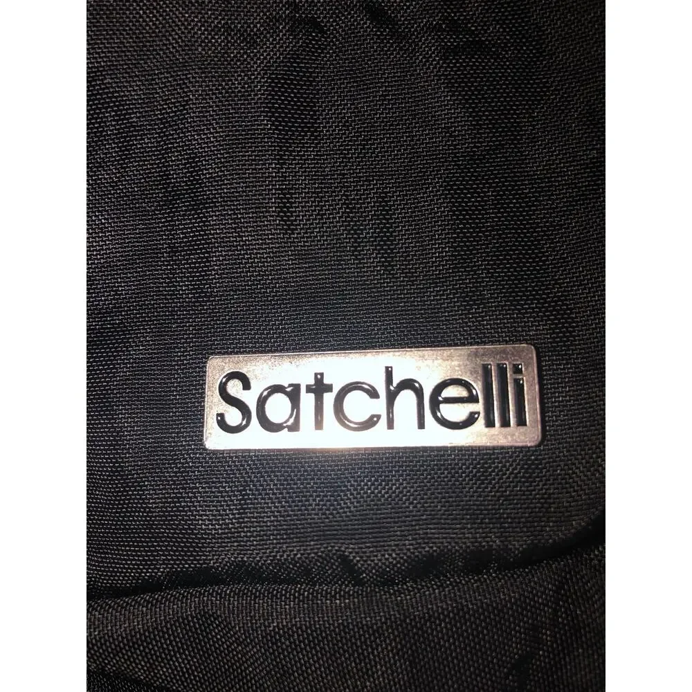 Satchelli stay organized